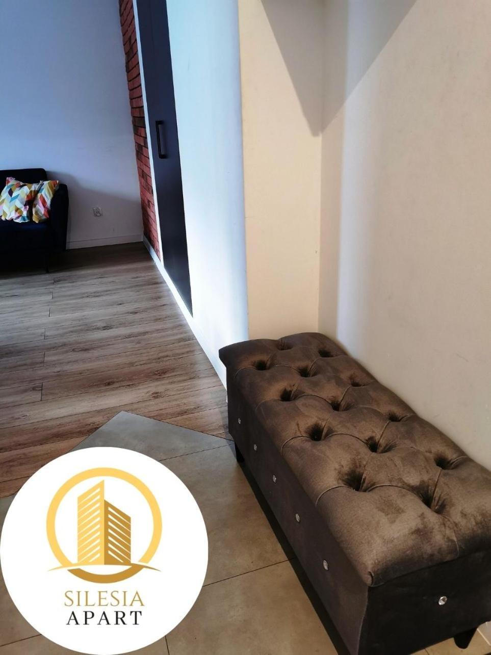 Apartament Ceglany Тихи Екстер'єр фото