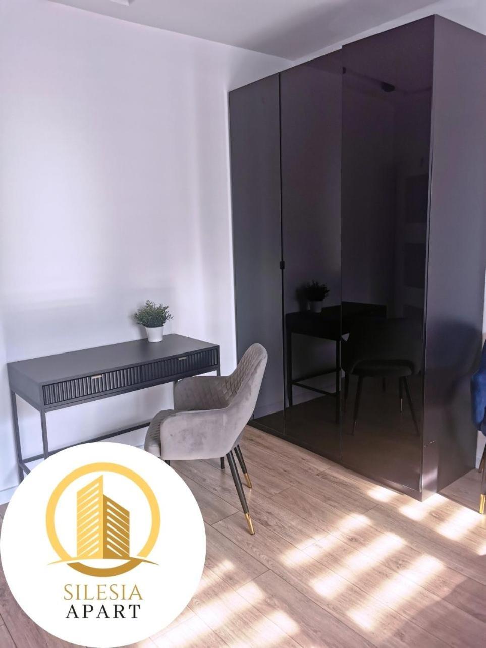 Apartament Ceglany Тихи Екстер'єр фото
