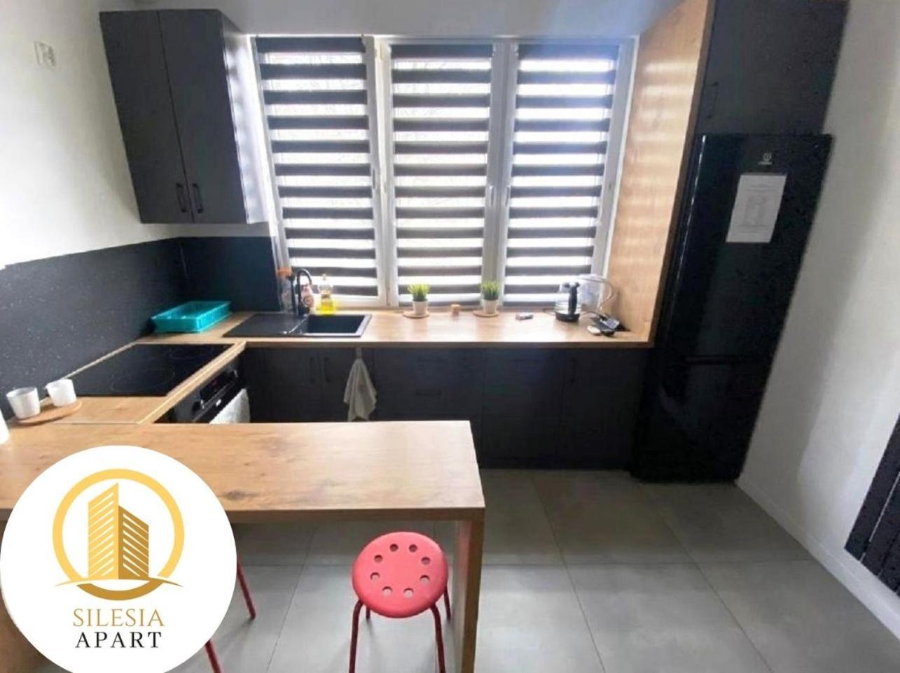 Apartament Ceglany Тихи Екстер'єр фото